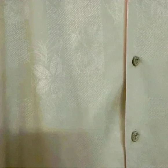 Tommy Bahama NWOT 100% Silk Button Down Del Palms Embroidered Silk Camp Shirt - Picture 3 of 7